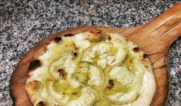 Pizzeria La Tourtière : Découvrez notre pizza Chèvre Miel