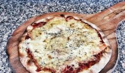 Pizzeria La Tourtière : Découvrez notre pizza Saumon