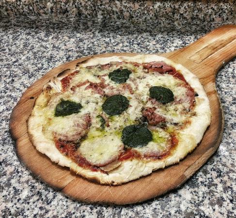 Pizzeria La Tourtière : Découvrez notre pizza Chef