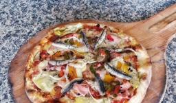 Pizzeria La Tourtière : Découvrez notre pizza Best Of